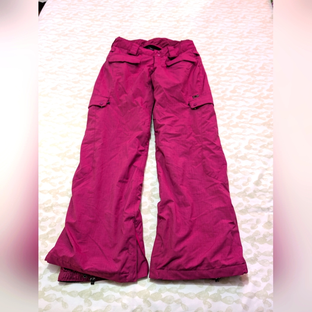 Woman's DC snow pants